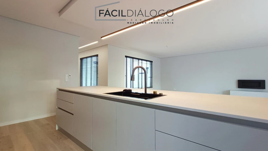 Moradia T4 para Venda em Azeitão (São Lourenço e São Simão) Foto 41