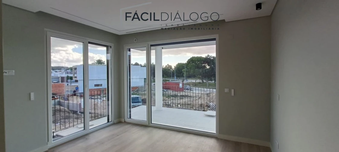 Moradia T4 para Venda em Azeitão (São Lourenço e São Simão) Foto 17