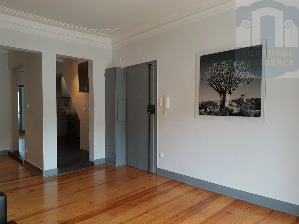 Apartamento T1 para Venda em São Vicente Foto 1