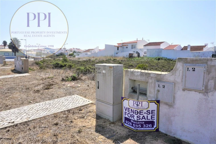 Terreno para Venda em Vila de Sagres Foto 2