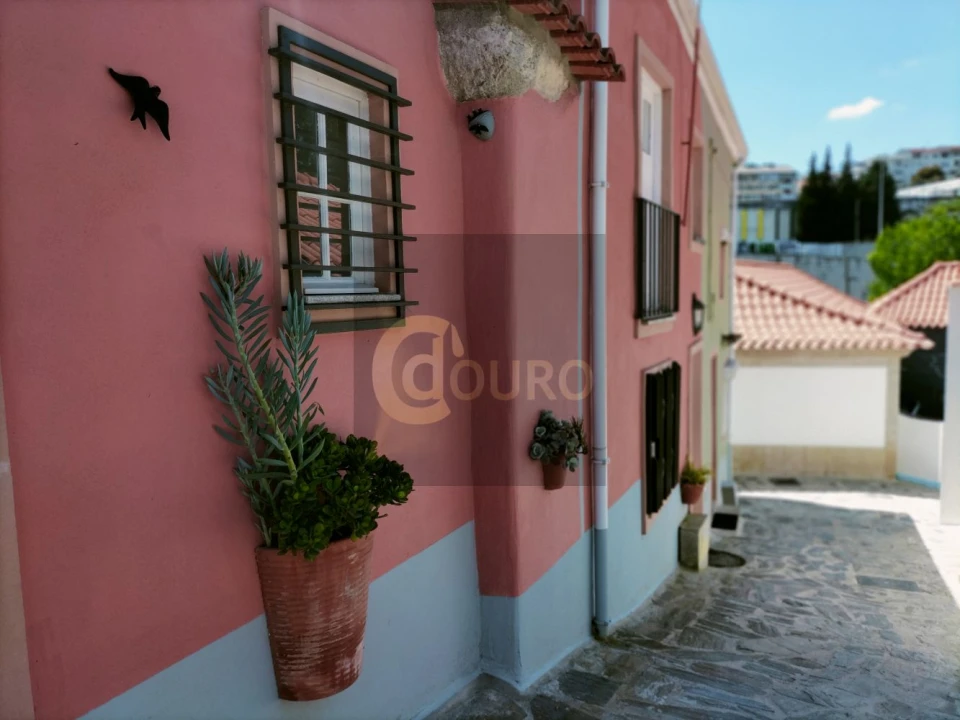 Moradia T4 para Venda em Campanhã Foto 9