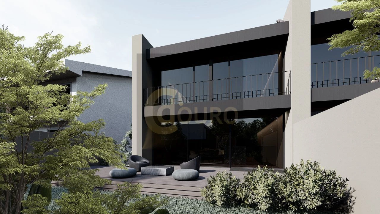 Moradia T3 para Venda em Fânzeres e São Pedro da Cova Foto 2