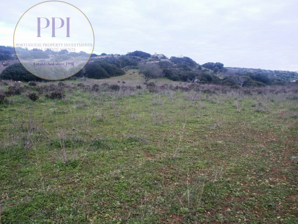 Terreno para Venda em Budens Foto 6