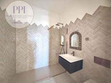 Moradia T8 para Venda em Lagos (São Sebastião e Santa Maria)