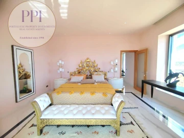 Moradia T8 para Venda em Lagos (São Sebastião e Santa Maria)