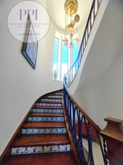 Moradia T8 para Venda em Lagos (São Sebastião e Santa Maria)