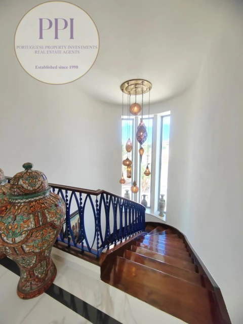 Moradia T8 para Venda em Lagos (São Sebastião e Santa Maria)