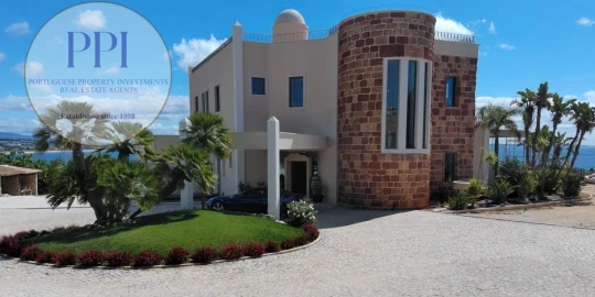 Moradia T8 para Venda em Lagos (São Sebastião e Santa Maria)