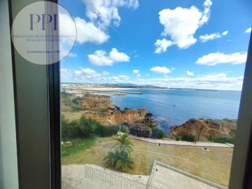 Moradia T8 para Venda em Lagos (São Sebastião e Santa Maria)