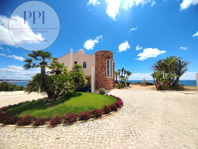 Moradia T8 para Venda em Lagos (São Sebastião e Santa Maria) Foto 4