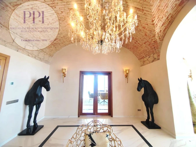 Moradia T8 para Venda em Lagos (São Sebastião e Santa Maria) Foto 10