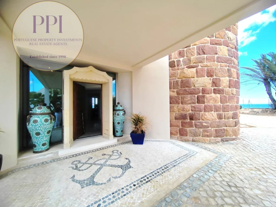 Moradia T8 para Venda em Lagos (São Sebastião e Santa Maria) Foto 52