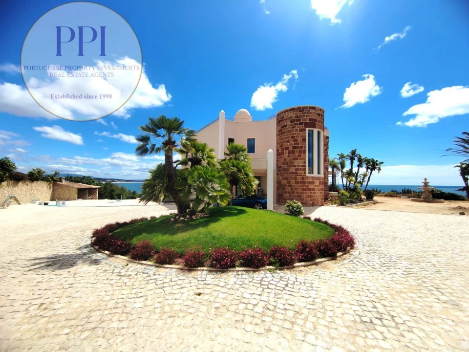 Moradia T8 para Venda em Lagos (São Sebastião e Santa Maria) Foto 59