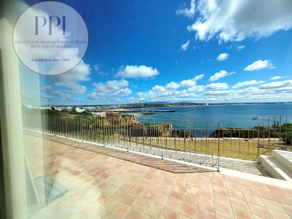 Moradia T8 para Venda em Lagos (São Sebastião e Santa Maria) Foto 20