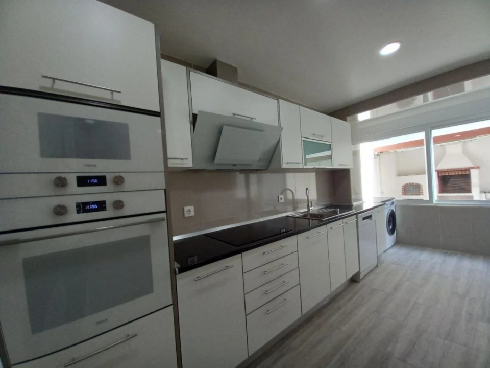 Apartamento T2 para Venda em Ericeira Foto 3