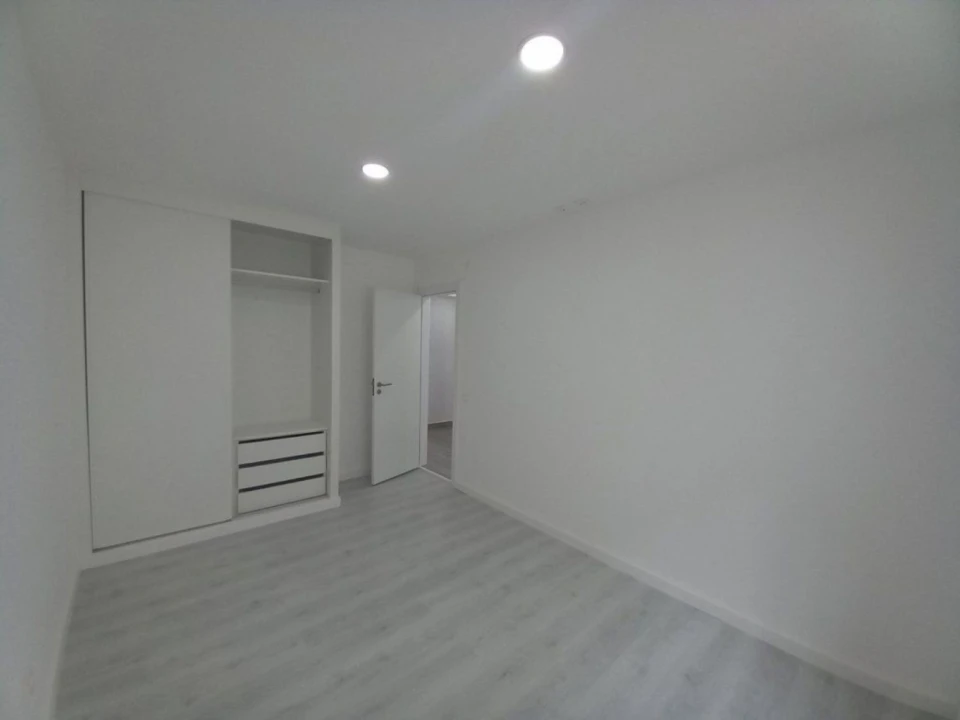 Apartamento T2 para Venda em Ericeira Foto 11