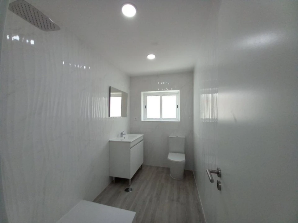 Apartamento T2 para Venda em Ericeira Foto 14