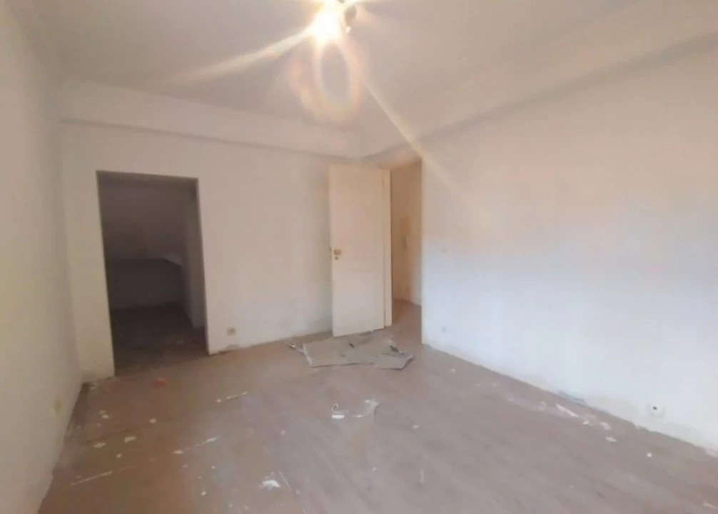 Moradia T6 para Venda em Rio de Mouro Foto 7