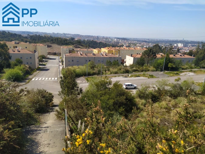 Terreno para Venda em Alfena Foto 2