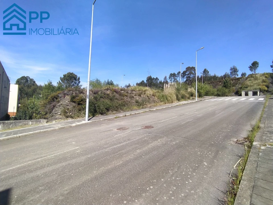 Terreno para Venda em Alfena Foto 8