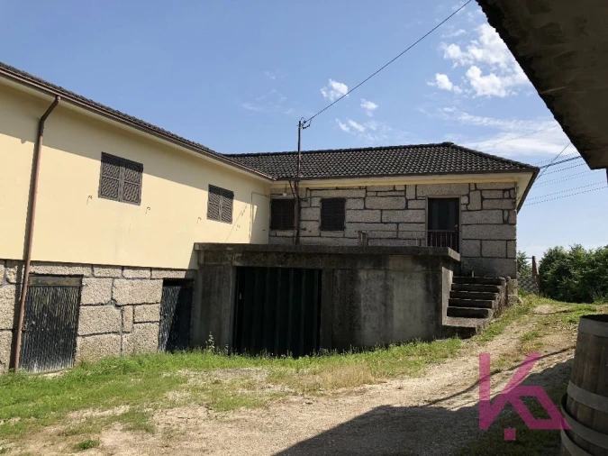 Moradia T4 para Venda em Amarante (São Gonçalo), Madalena, Cepelos e Gatão Foto 2