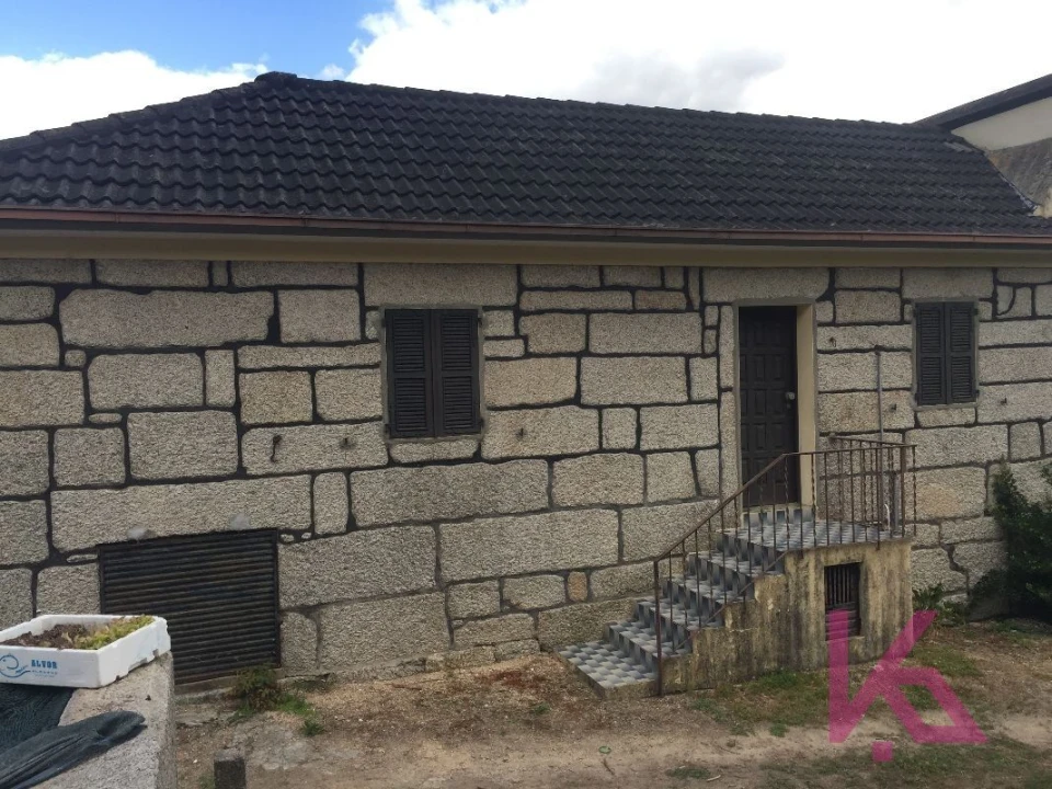 Moradia T4 para Venda em Amarante (São Gonçalo), Madalena, Cepelos e Gatão Foto 1