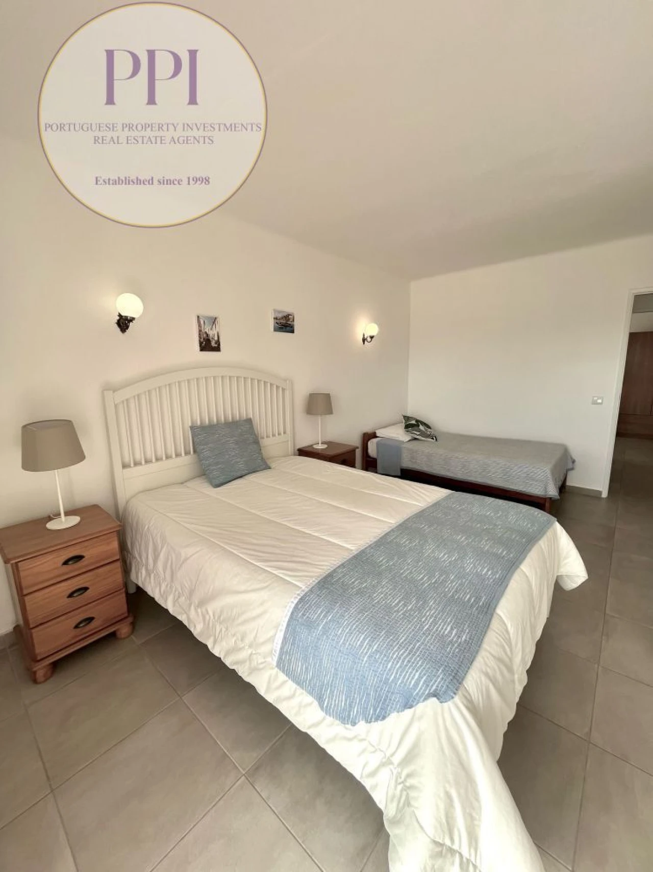 Apartamento T2 para Venda em Budens Foto 9