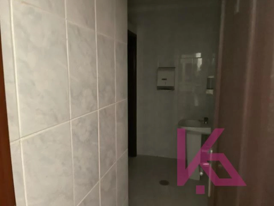 Loja para Venda em Fregim Foto 11