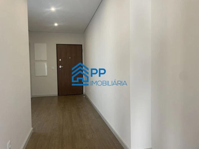 Apartamento T4 para Venda em Cedofeita, Santo Ildefonso, Sé, Miragaia, São Nicolau e Vitória Foto 45