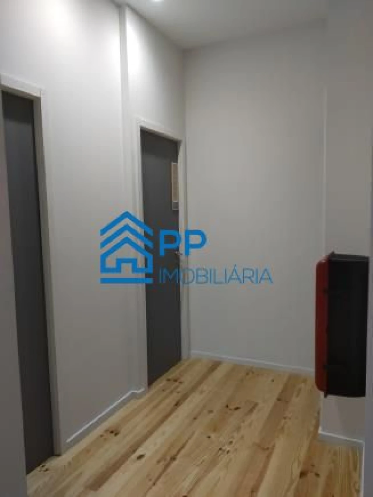 Moradia T10 para Venda em São Mamede de Infesta e Senhora da Hora Foto 13