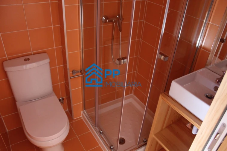 Moradia T10 para Venda em São Mamede de Infesta e Senhora da Hora Foto 37