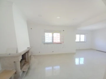Moradia T3 para Venda em Amora