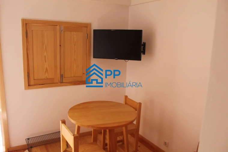 Loja para Venda em São Mamede de Infesta e Senhora da Hora Foto 38