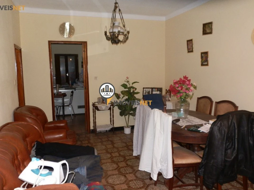 Moradia T3 para Venda em Escalos de Baixo e Mata Foto 3