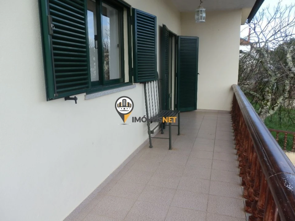 Moradia T4 para Venda em Orvalho Foto 12