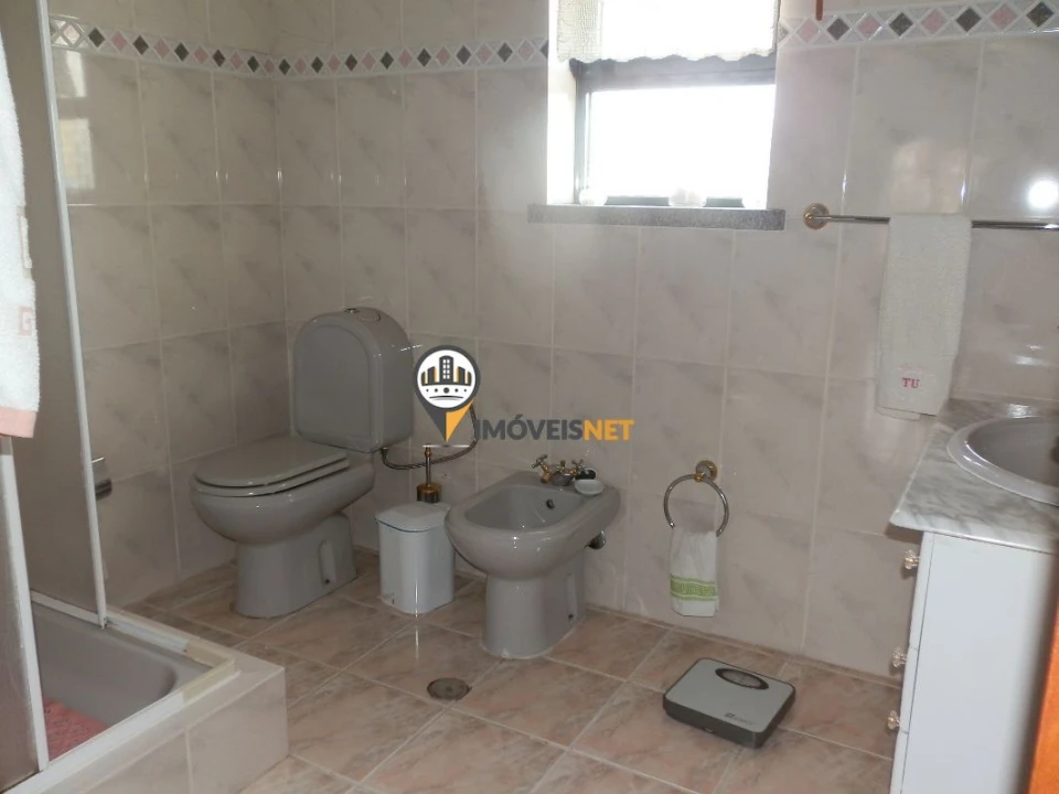 Moradia T4 para Venda em Orvalho Foto 16