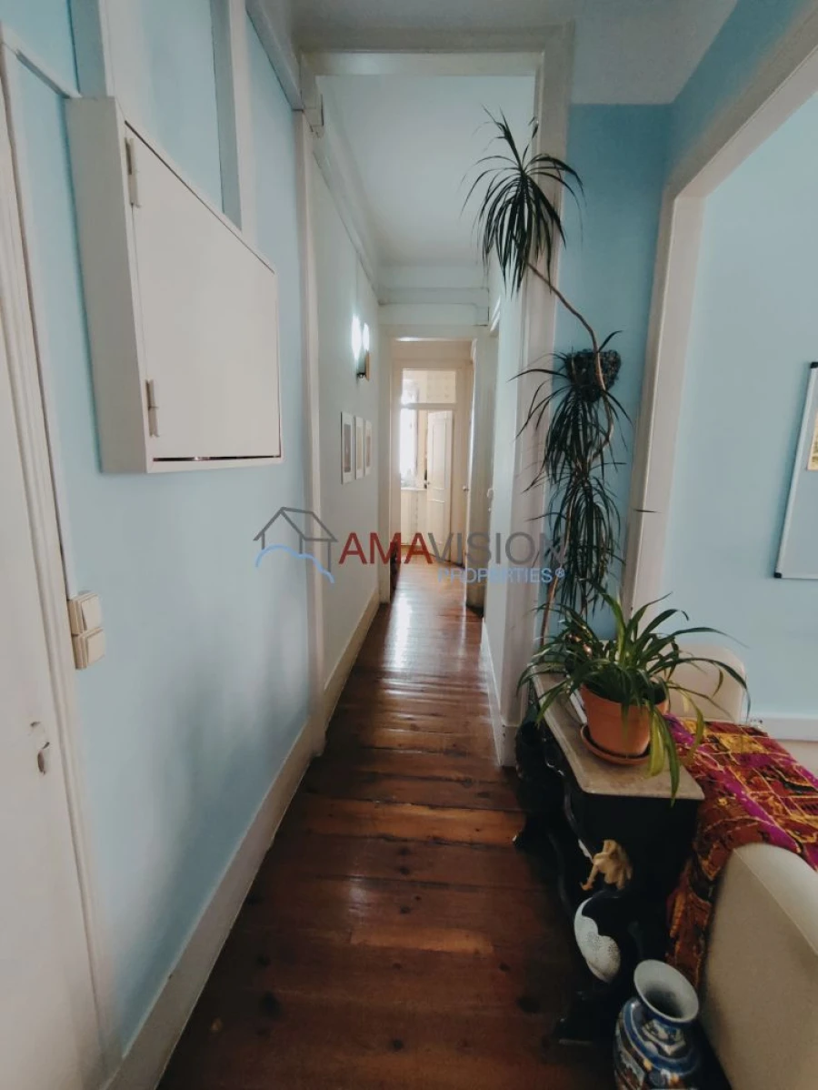 Apartamento T3 para Venda em Santo António Foto 18