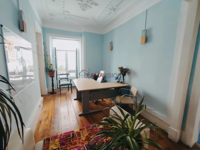 Apartamento T3 para Venda em Santo António Foto 13