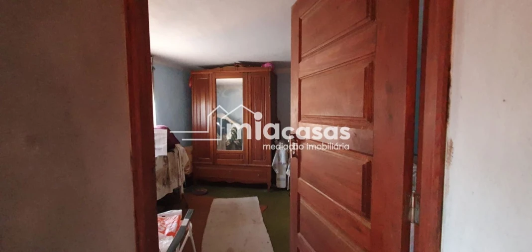 Moradia T2 para Venda em Casal Comba Foto 6
