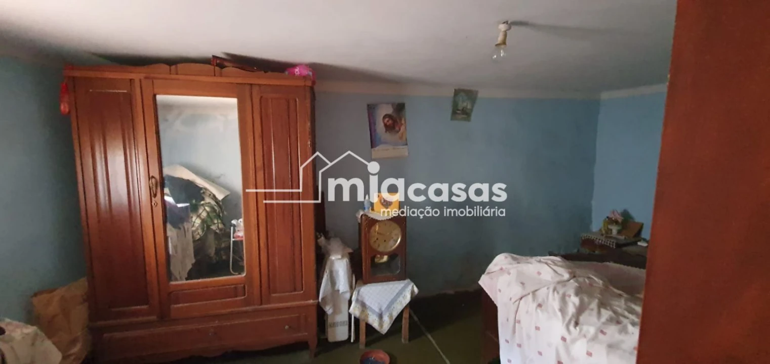 Moradia T2 para Venda em Casal Comba Foto 7