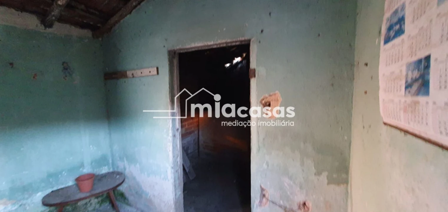 Moradia T2 para Venda em Casal Comba Foto 14