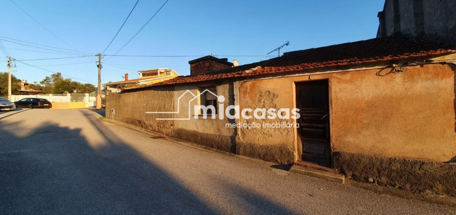 Moradia T2 para Venda em Casal Comba Foto 3