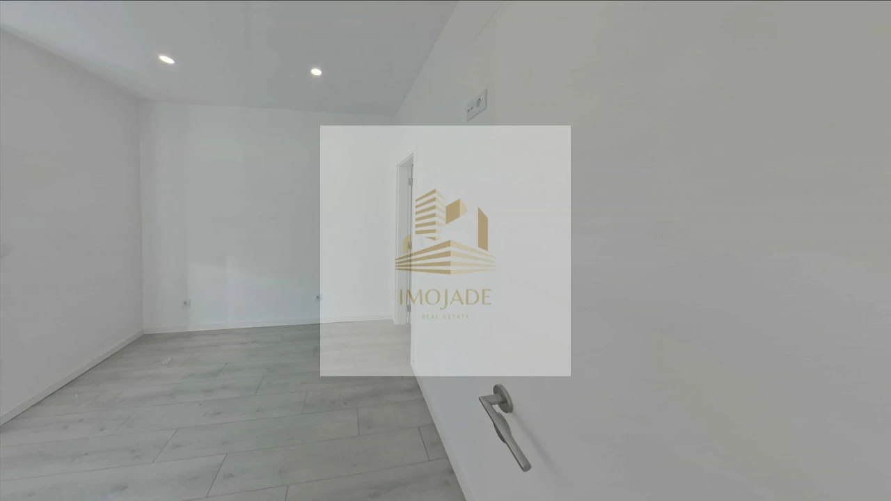 Apartamento T2 para Venda em São Vicente Foto 11