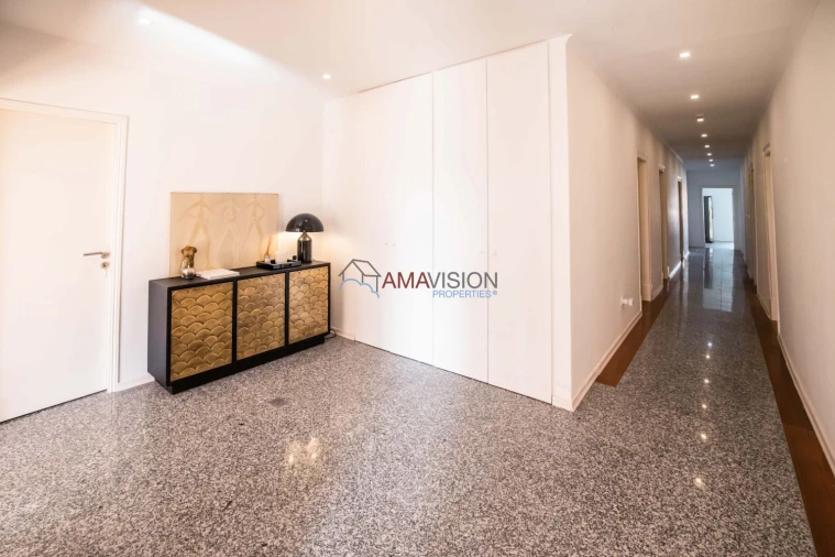 Apartamento T5 para Venda em Avenidas Novas Foto 22