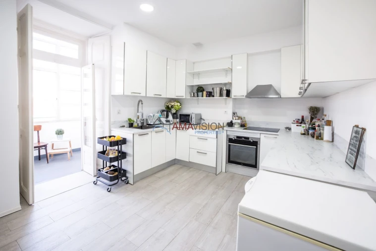 Apartamento T5 para Venda em Avenidas Novas Foto 20