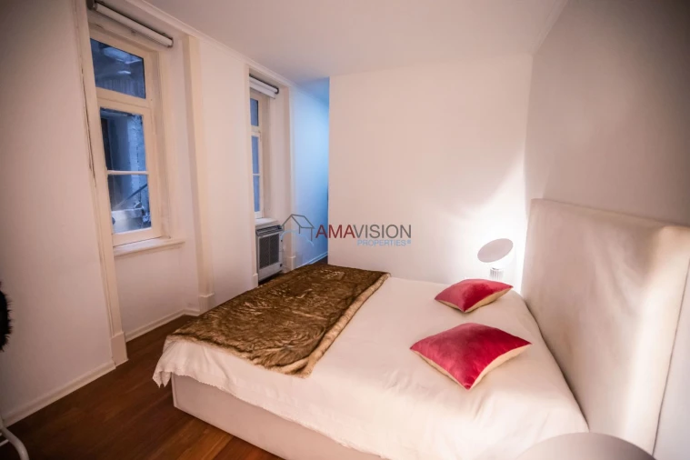 Apartamento T5 para Venda em Avenidas Novas Foto 27