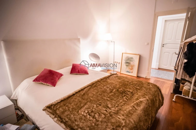 Apartamento T5 para Venda em Avenidas Novas Foto 26