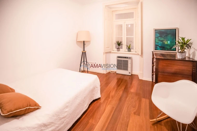 Apartamento T5 para Venda em Avenidas Novas Foto 35