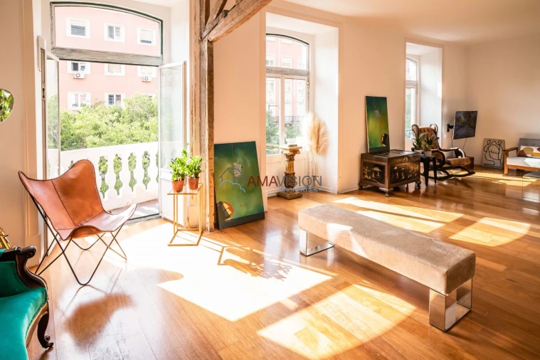 Apartamento T5 para Venda em Avenidas Novas Foto 3