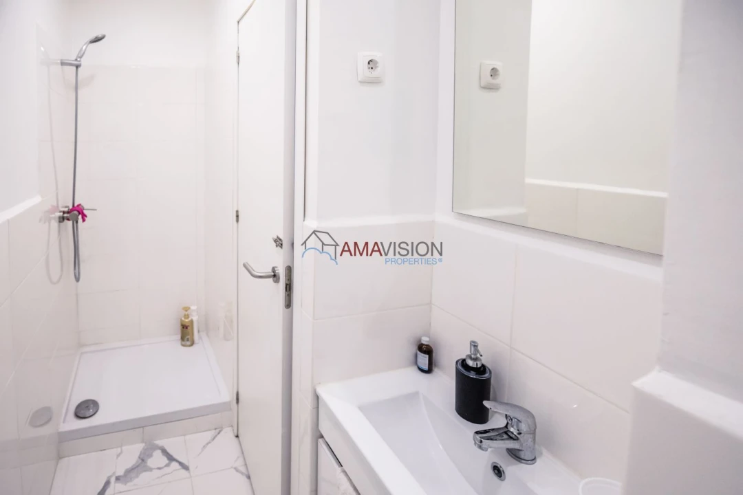 Apartamento T5 para Venda em Avenidas Novas Foto 46